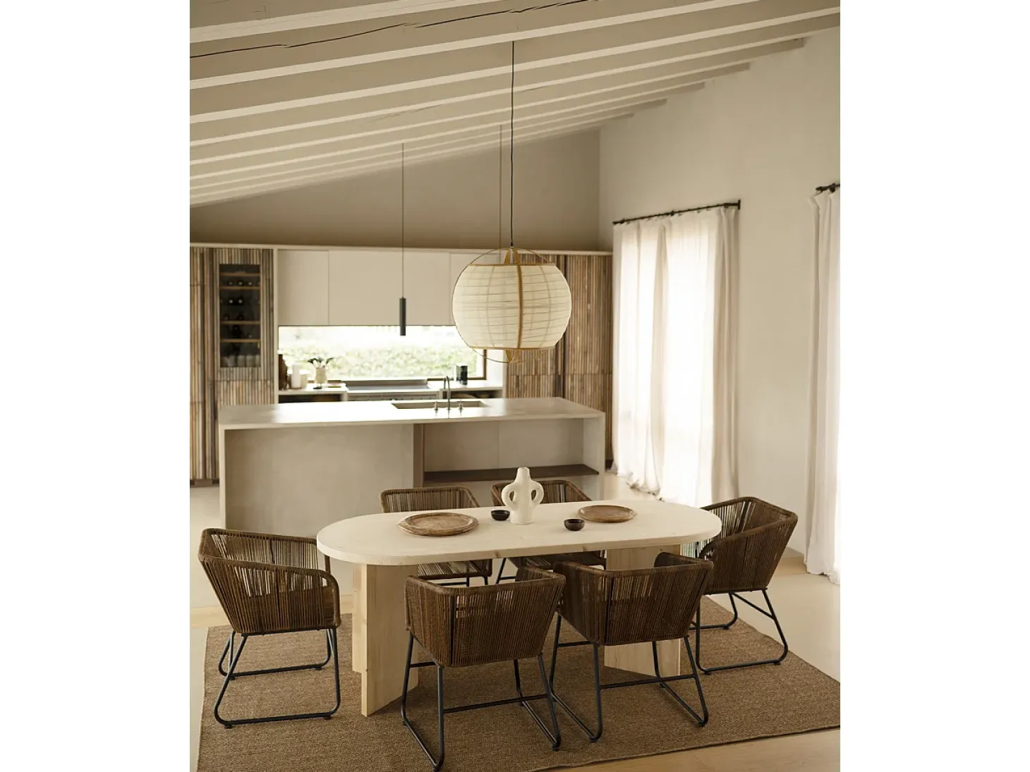 Mesa de comedor de madera maciza de abeto ovalada Decowood en tono natural de 180x75cm en tono natural - OSAKA - DECOWOOD