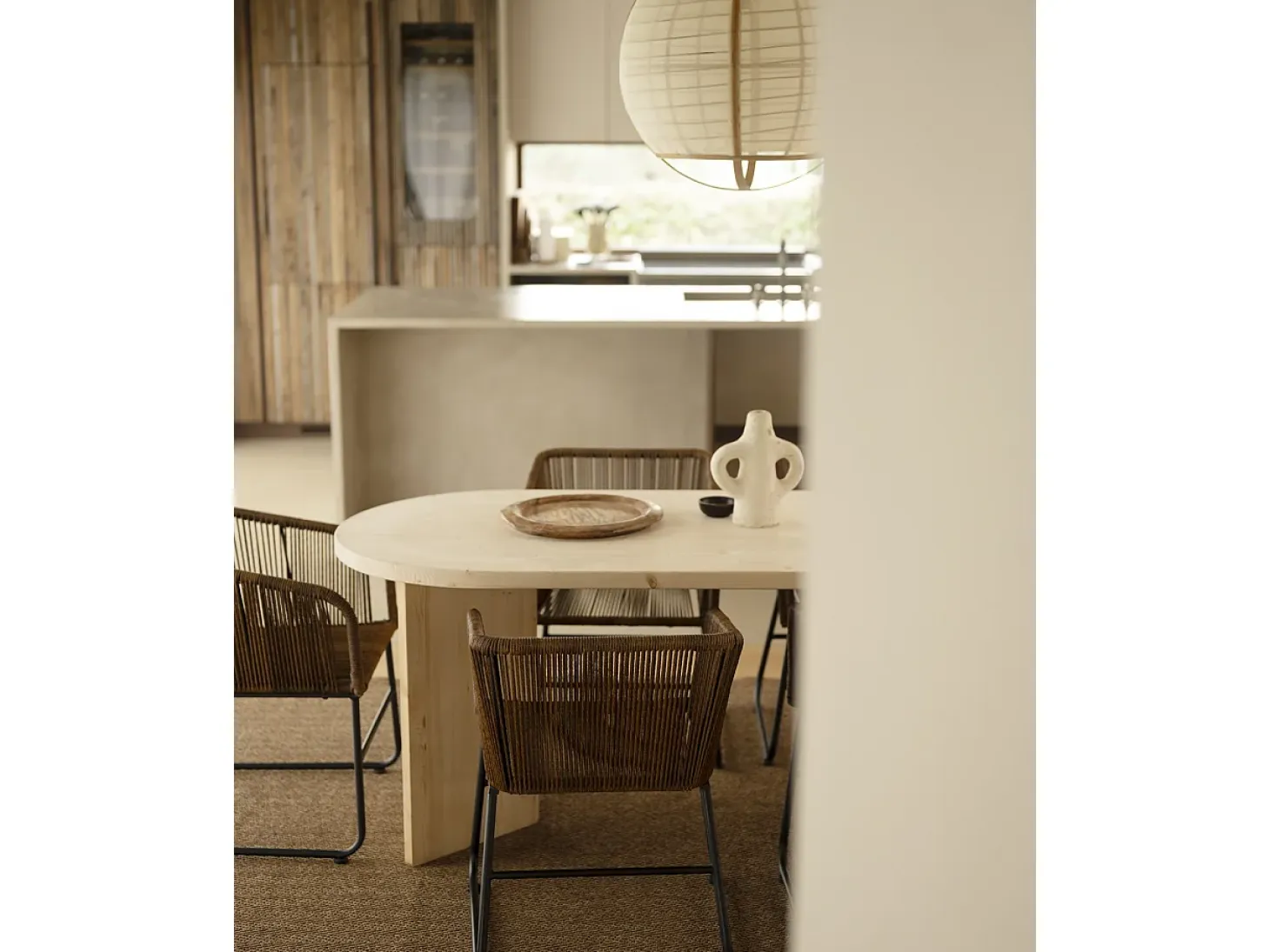 Mesa de comedor de madera maciza de abeto ovalada Decowood en tono natural de 180x75cm en tono natural - OSAKA - DECOWOOD