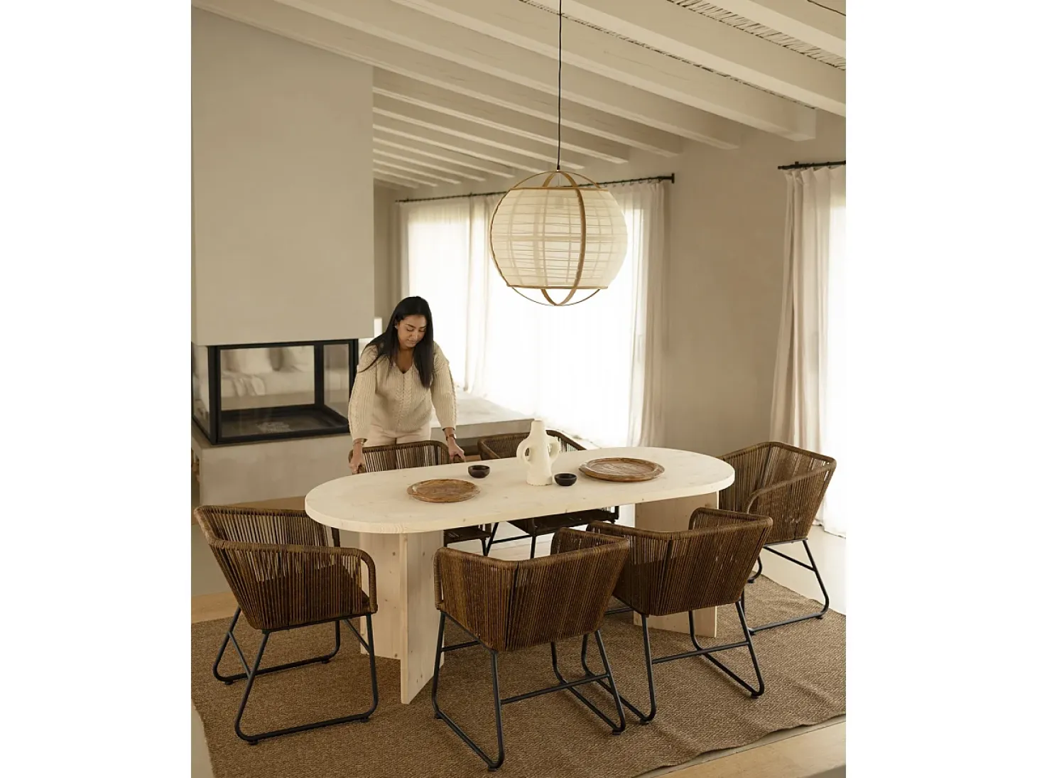 Mesa de comedor de madera maciza de abeto ovalada Decowood en tono natural de 180x75cm en tono natural - OSAKA - DECOWOOD