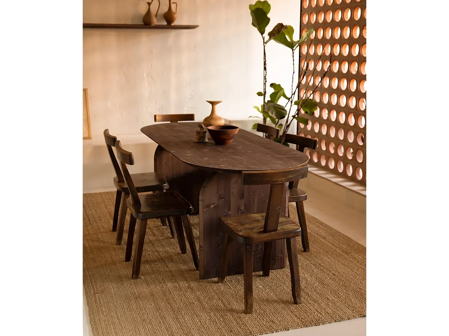 Mesa de comedor de madera de abeto maciza ovalada Decowood en tono nogal de 180x75,2cm - BLOOM - DECOWOOD