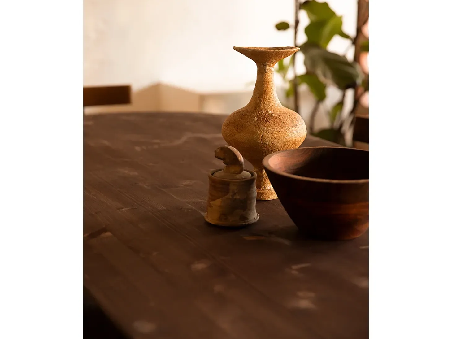 Mesa de comedor de madera de abeto maciza ovalada Decowood en tono nogal de 180x75,2cm - BLOOM - DECOWOOD