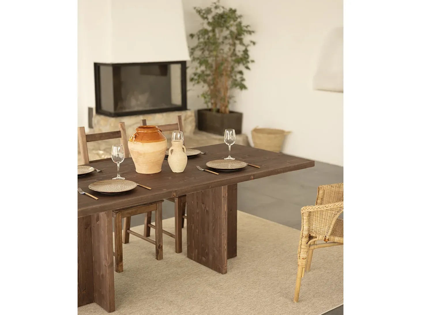 Mesa de comedor de madera maciza en tono nogal 200x75cm - TENA - DECOWOOD