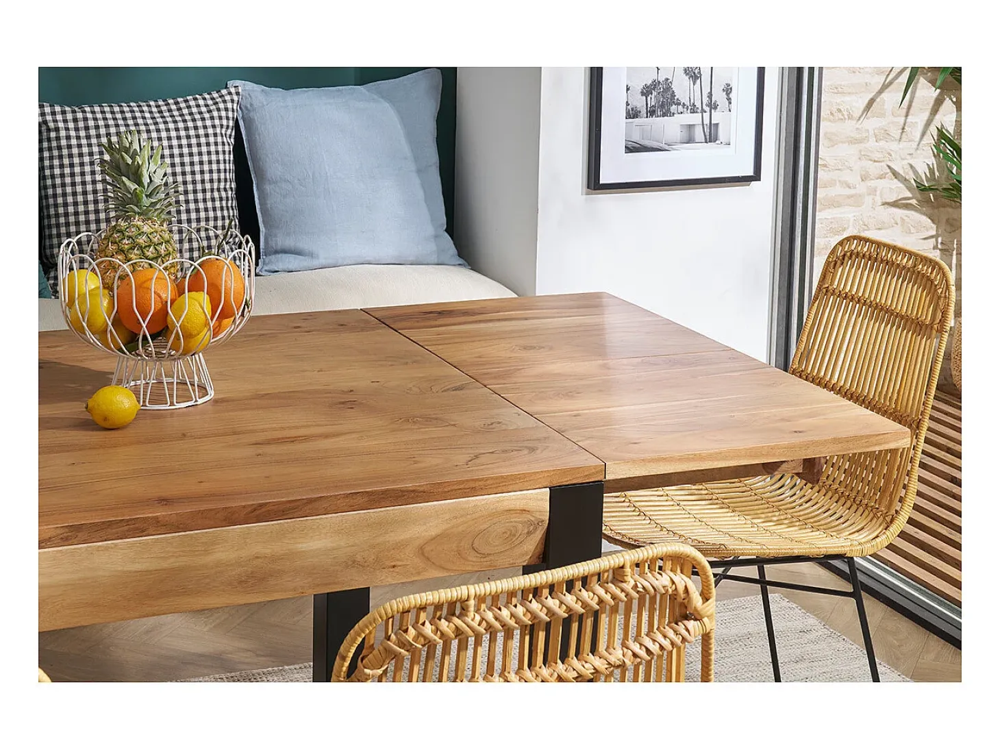 Mesa de comedor extensible en acacia maciza y metal negro L120-210 cm TRAP