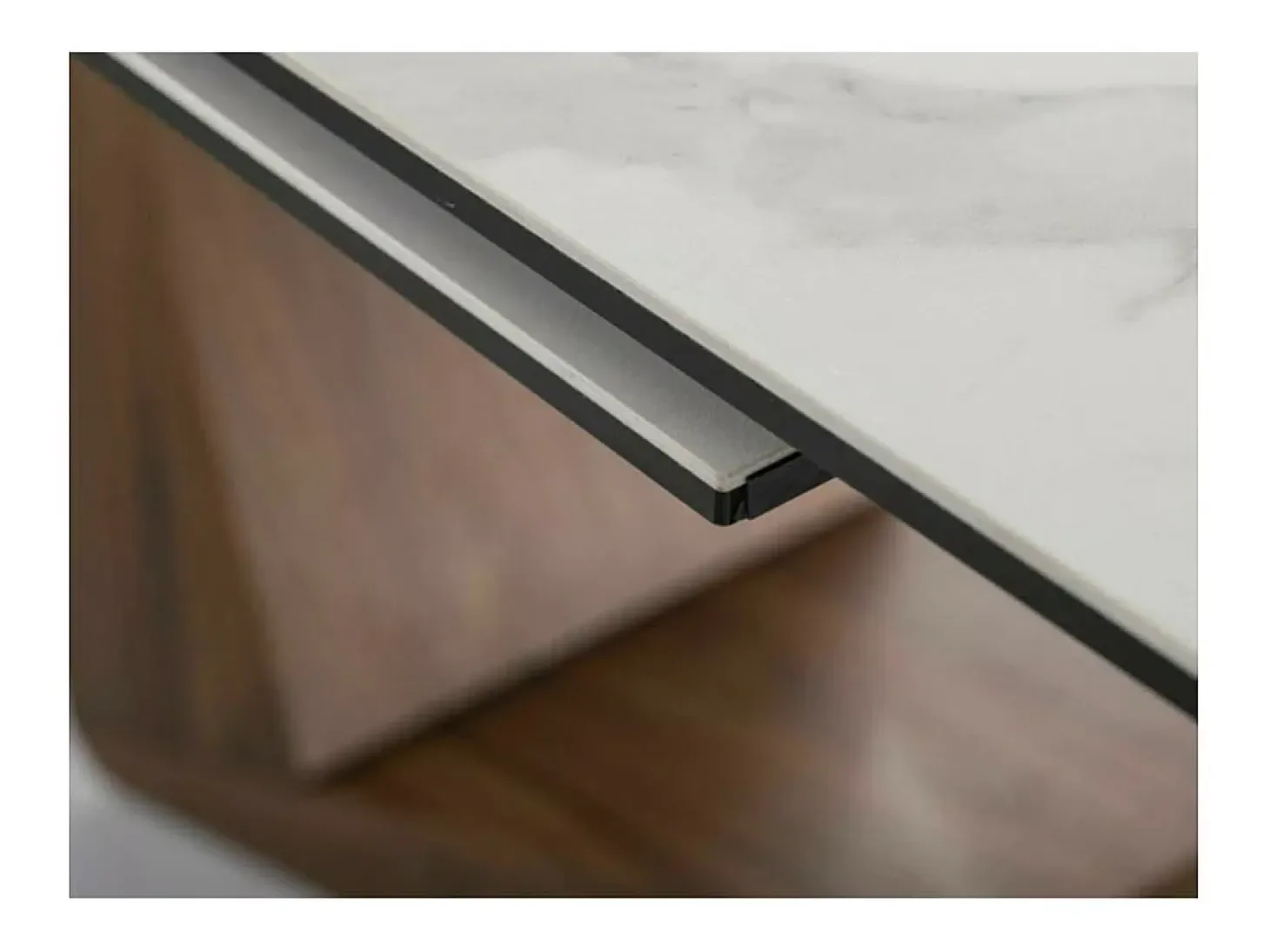 Mesa de comedor extensible con tablero de cerámica imitación mármol blanco Stunt