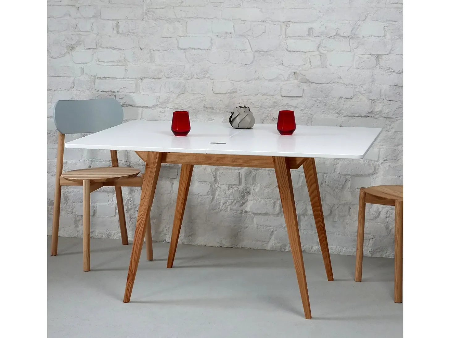 Mesa de comedor extensible 90 x 65 cm Envelope Blanco Tiza Roble