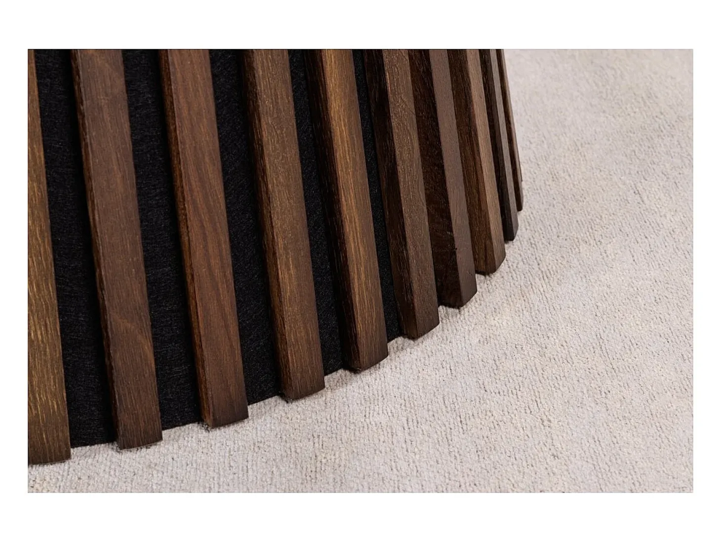 Mesa de comedor KANOVA 120 cm – Tablero redondo de roble oscuro y pie central de diseño – Estilo contemporáneo