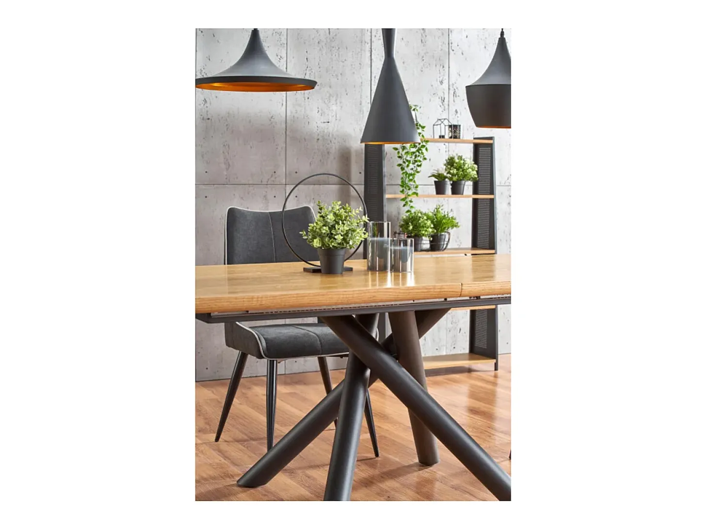 Mesa de comedor Montevideo con pata central de acero negro y tablero de aspecto roble