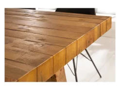 Mesa de comedor RANCHO 165 cm – Tablero de madera de pino reciclado barnizado – Estilo rústico y acogedor