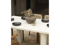 Mesa de comedor rectangular de microcemento en tono blanco roto DECOWOOD de 180x75cm - LUCÍA - DECOWOOD