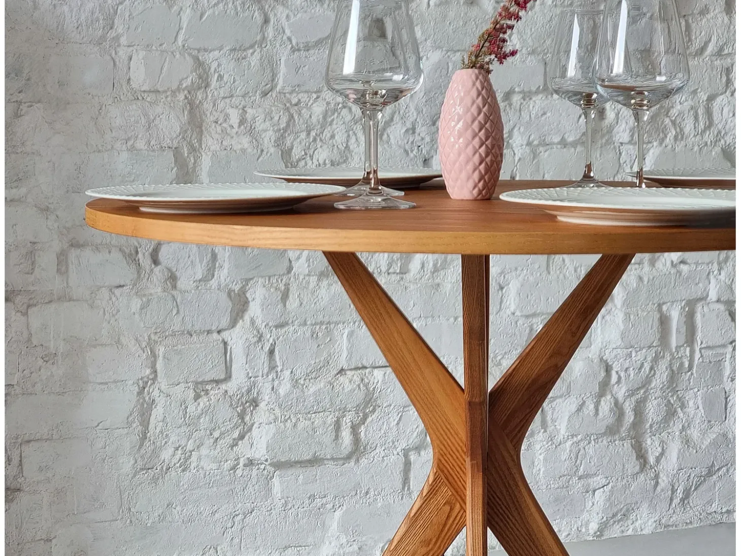 Mesa de comedor redonda 60 cm Jubi fresno teñido roble
