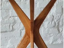 Mesa de comedor redonda 60 cm Jubi fresno teñido roble