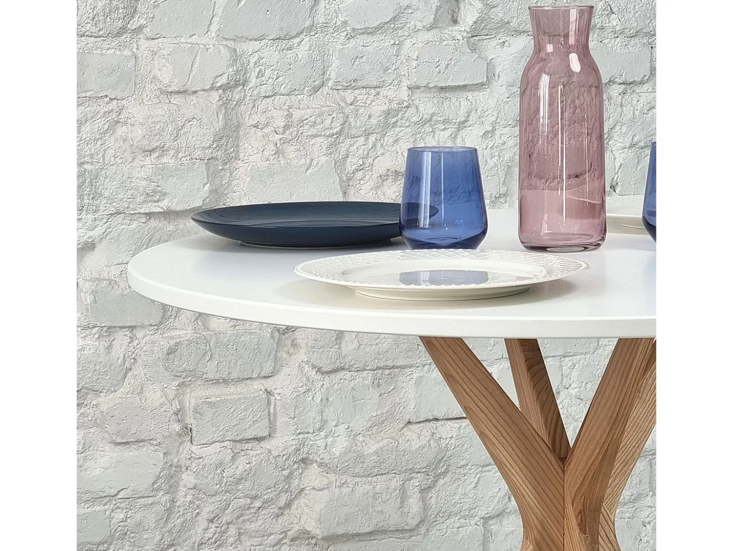Mesa de comedor redonda 70cm Jubi Blanco Tiza | Pata de fresno