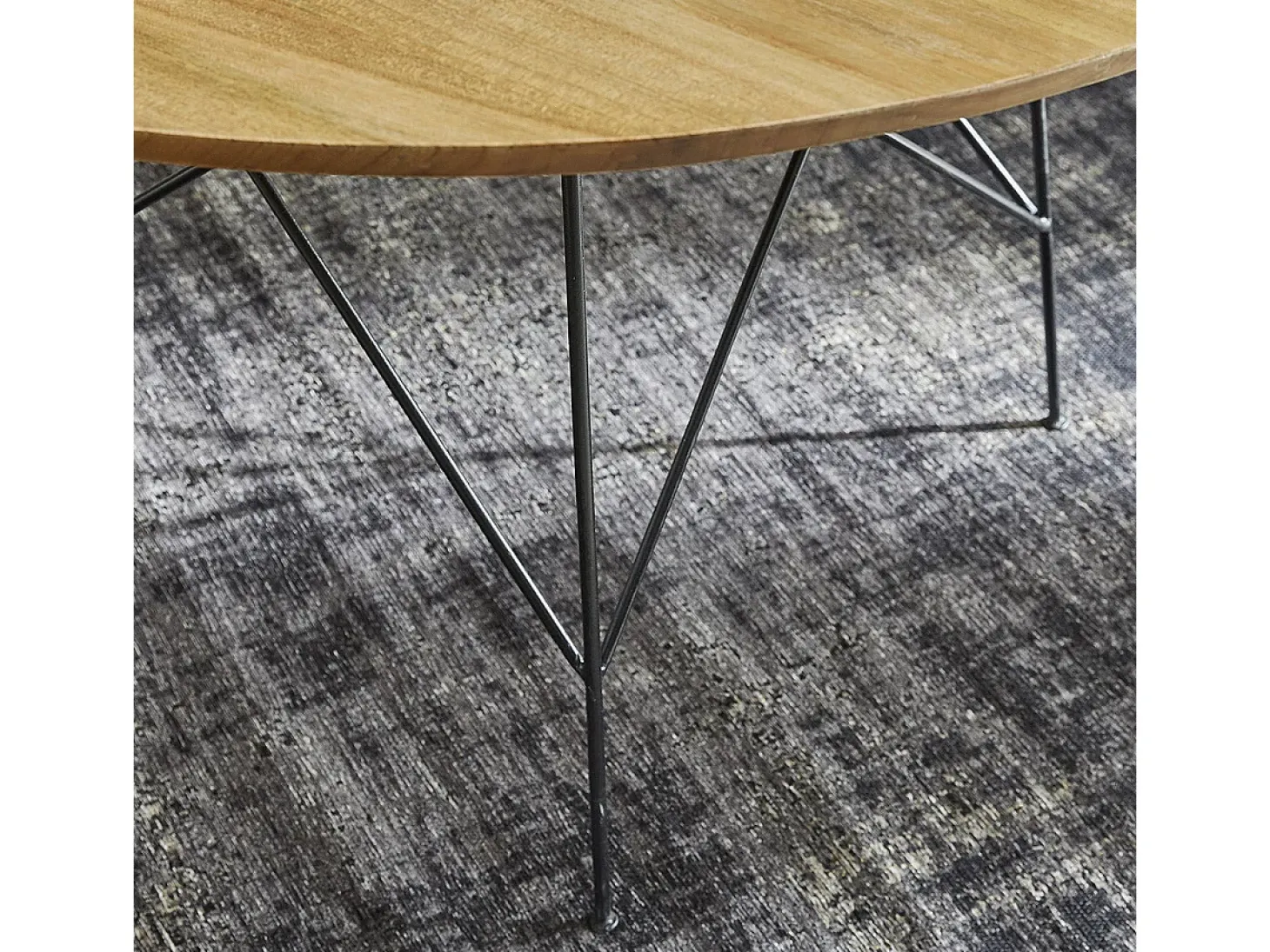 Mesa de comedor redonda de madera de mindy para 4 personas