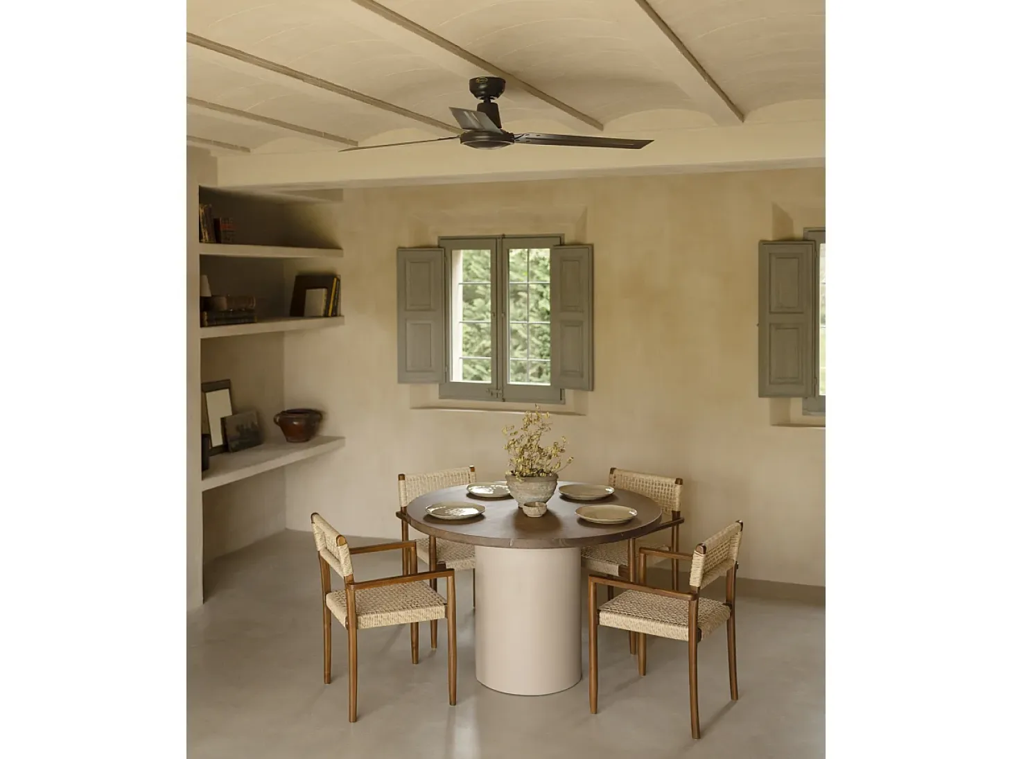 Mesa de comedor redonda de madera maciza tono roble oscuro y patas de microcemento en tono tierra DECOWOOD de Ø120x75cm - LUCÍA - DECOWOOD