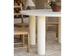 Mesa de comedor redonda de microcemento en tono blanco roto DECOWOOD de Ø140x75cm - LUCÍA - DECOWOOD