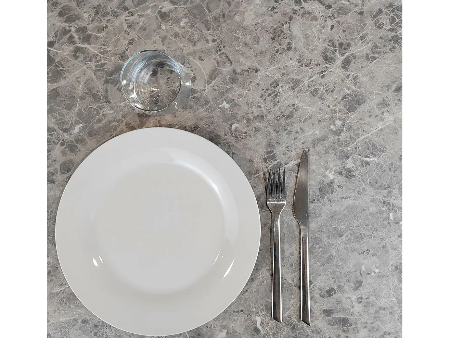 Mesa de pie 60 x 60 cm - modelo Roma nabu mármol