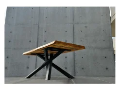 Mesa de roble macizo, patas de metal negro, 160x90 cm - BOLGHERI