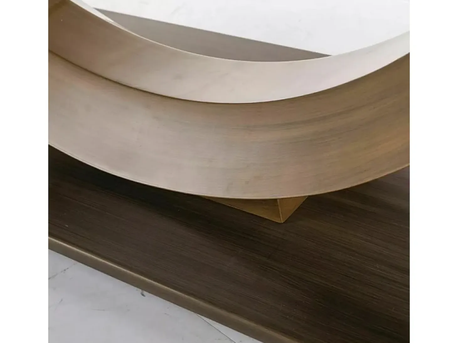 Mesa extensible de cerámica 180-240 cm con pata de madera Diseño Lisa