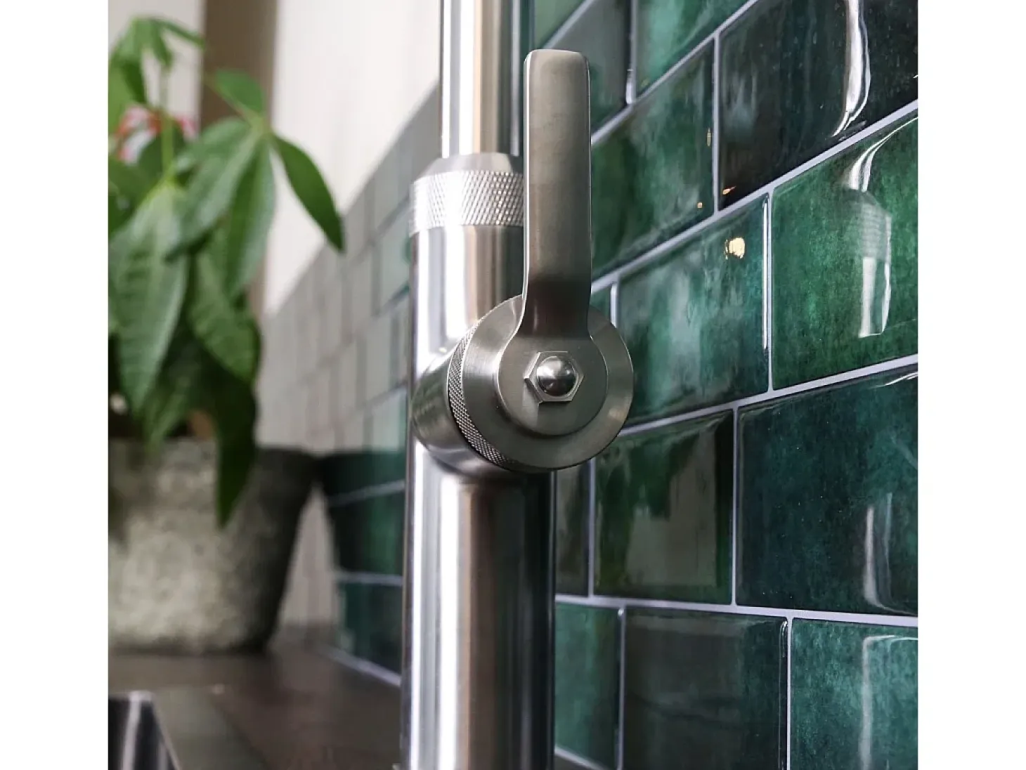 Molette Mezclador de fregadero con teleducha extraíble en acero inoxidable Essebagno