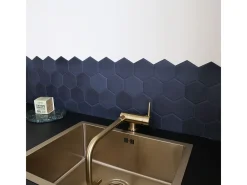 New Oslo mezclador para fregadero abatible oro cepillado Essebagno