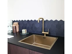 New Oslo mezclador para fregadero abatible oro cepillado Essebagno