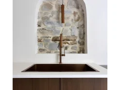 Portofino Mezclador de lavabo con teleducha extraíble en cobre cepillado Essebagno