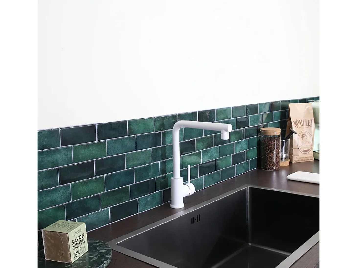 Pure II mezclador para fregadero blanco Essebagno