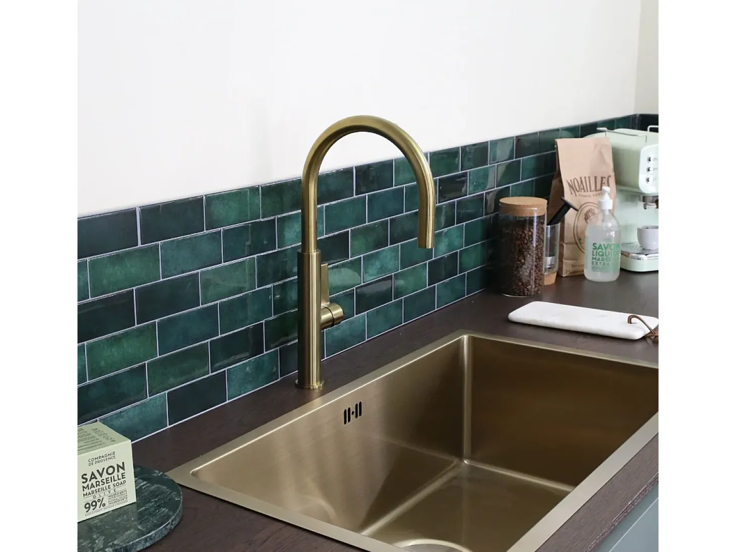 Reflet mezclador para fregadero dorado cepillado Essebagno