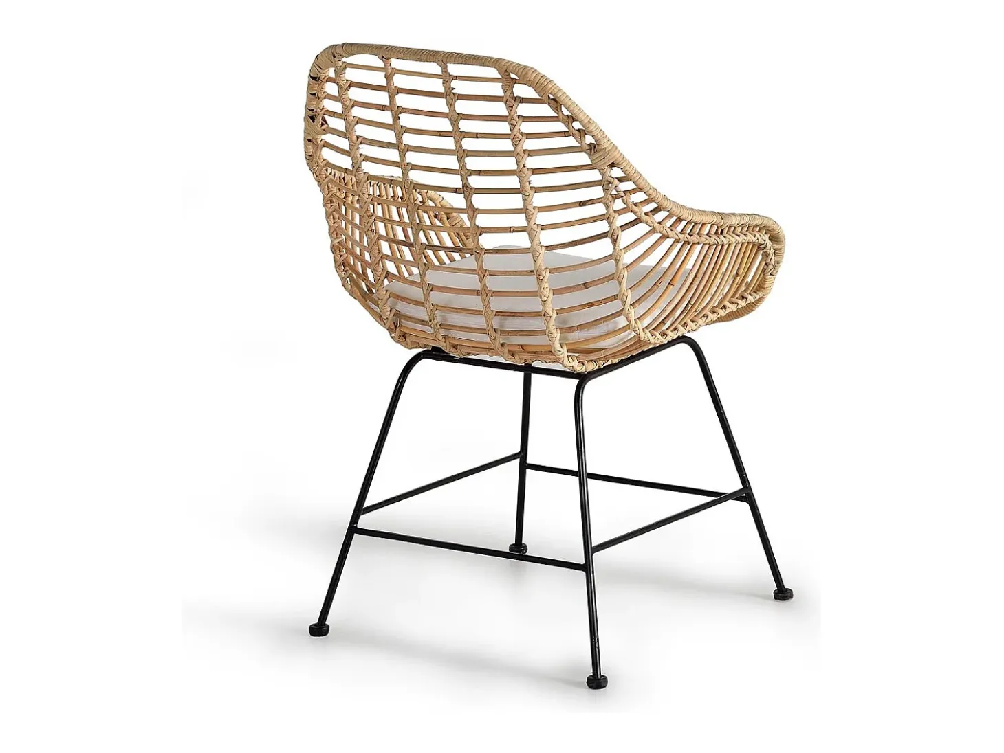 Set de 2 sillas de rattan con cojín incluído