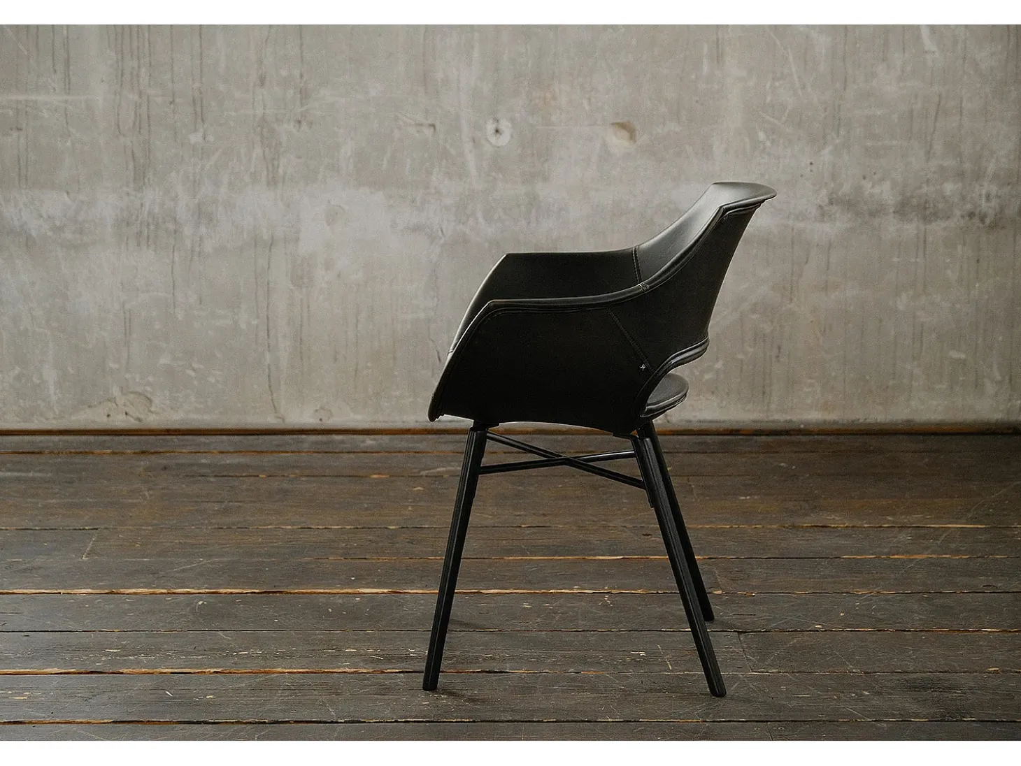 Silla - Negro cuero sintético - ZAJA