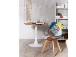 Silla Banki patchwork multicolor y patas de haya natural