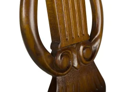 Silla Castle de madera maciza de caoba y tapizada en tela beige