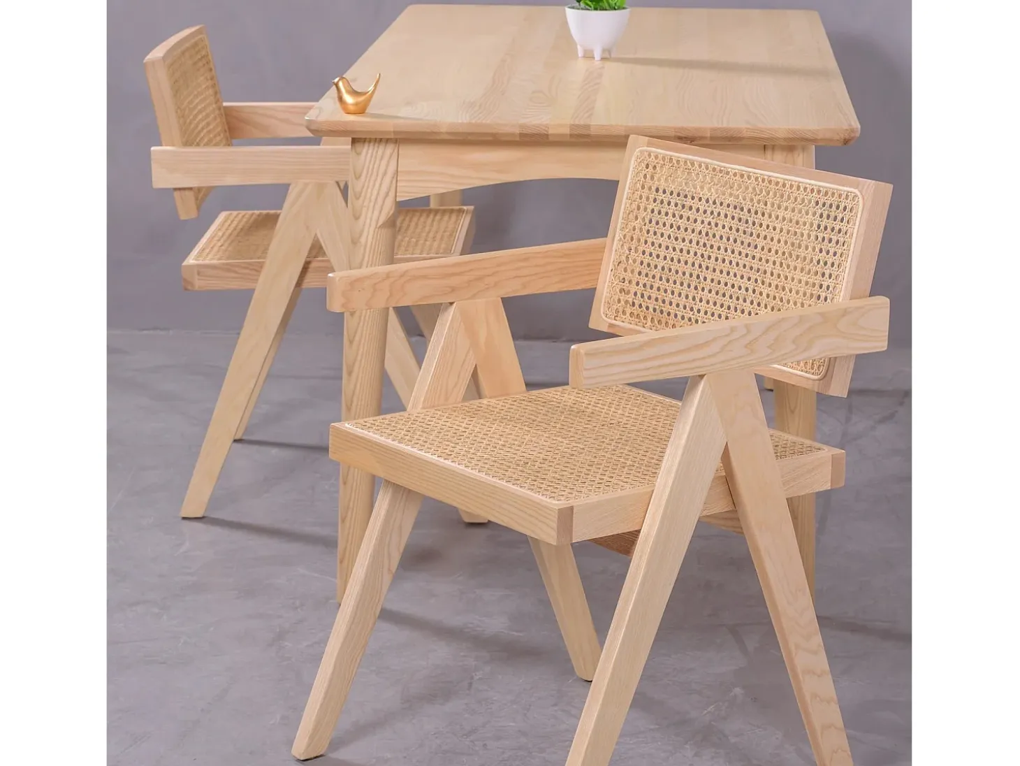 Silla cásica con reposabrazos en rattan natural y madera de fresno - Compass - Fresno Natural
