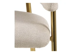 Silla de comedor Ann con reposabrazos beige.