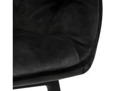 Silla de comedor usada con reposabrazos marrones.