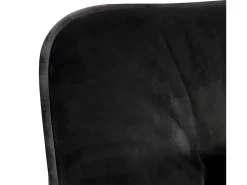 Silla de comedor usada con reposabrazos marrones.