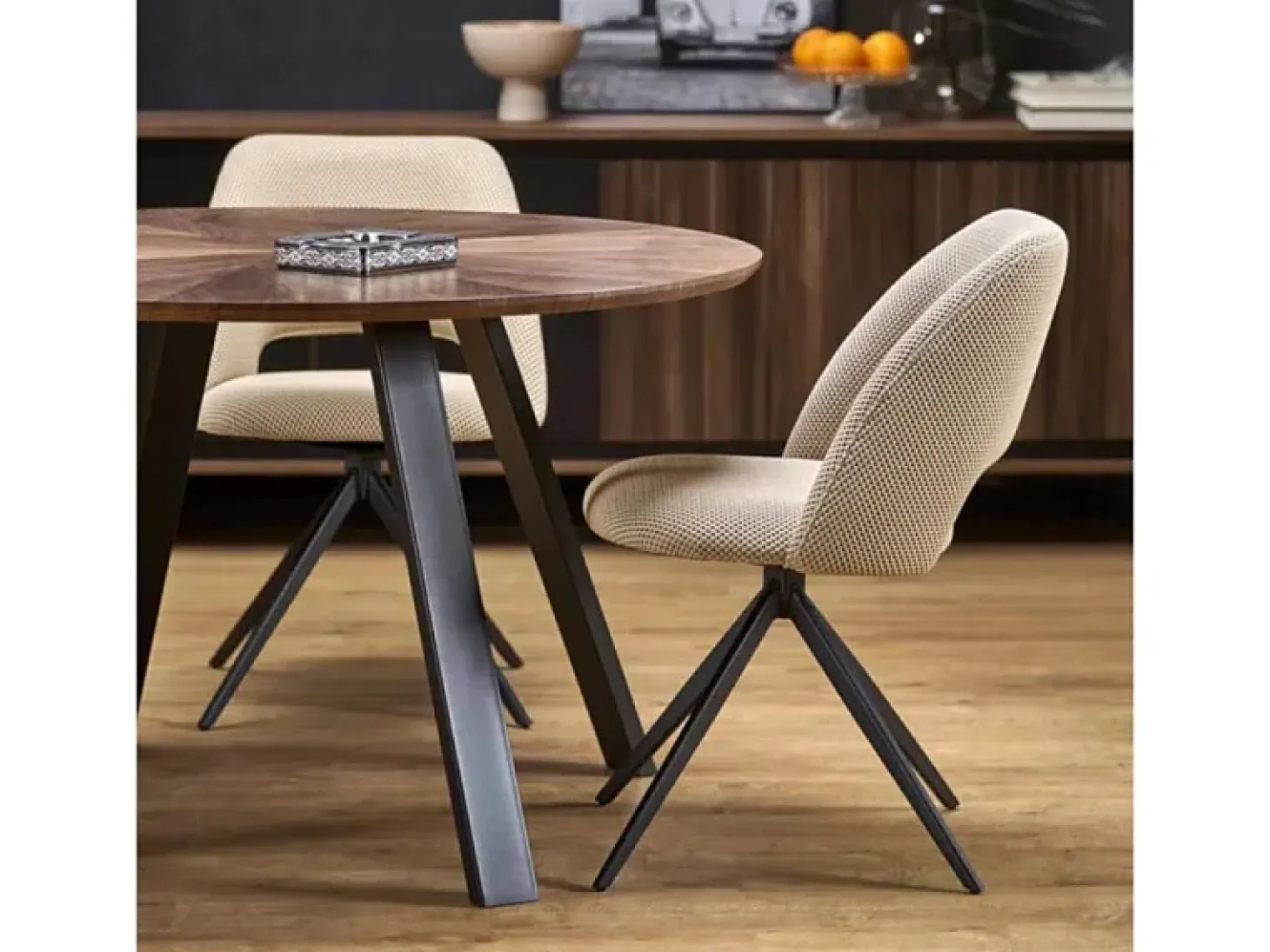 Silla de diseño Danilo giratoria 180° beige