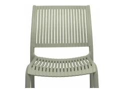 Silla de exterior Aurora en plástico verde mate, modelo confort