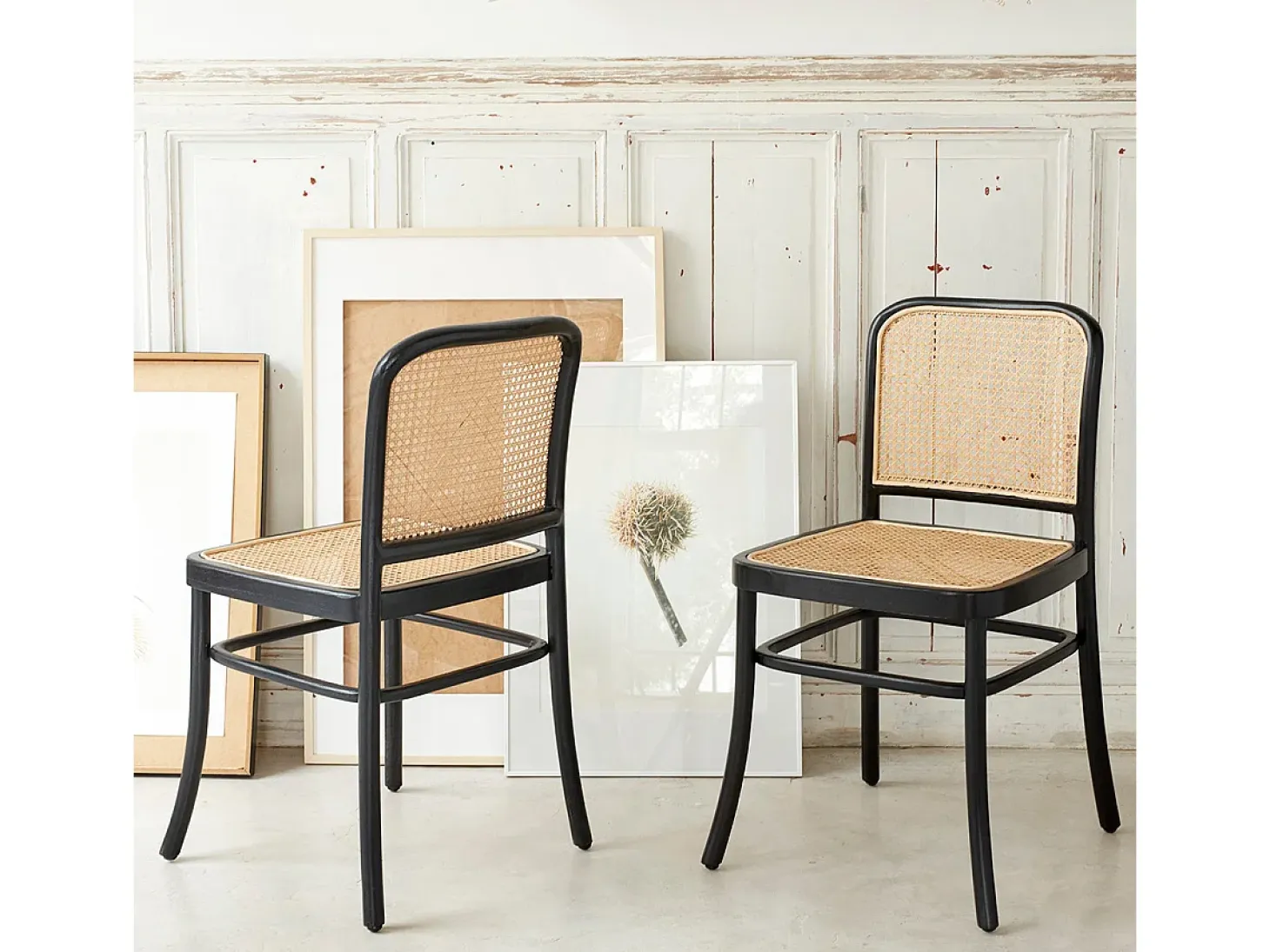 Silla de madera de caoba maciza y rejilla