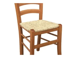 Silla de madera de cerezo veneciano con asiento de paja