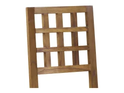 Silla de madera maciza de Mindy Orka