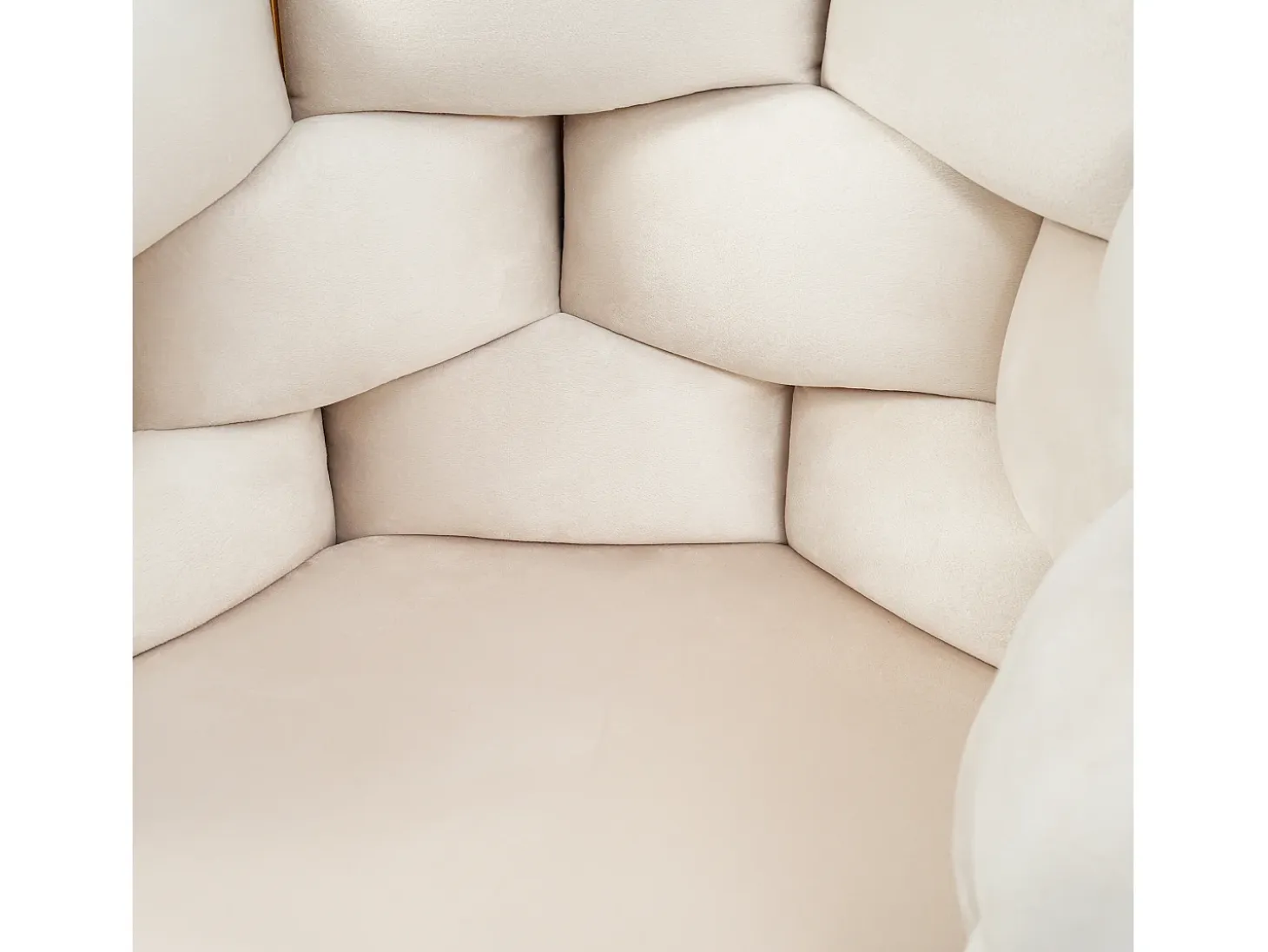 Silla de terciopelo beige y metal dorado con patas ajustables