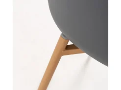 Silla escandinava Kany - Confort en símil piel y patas de madera natural-Color Gris