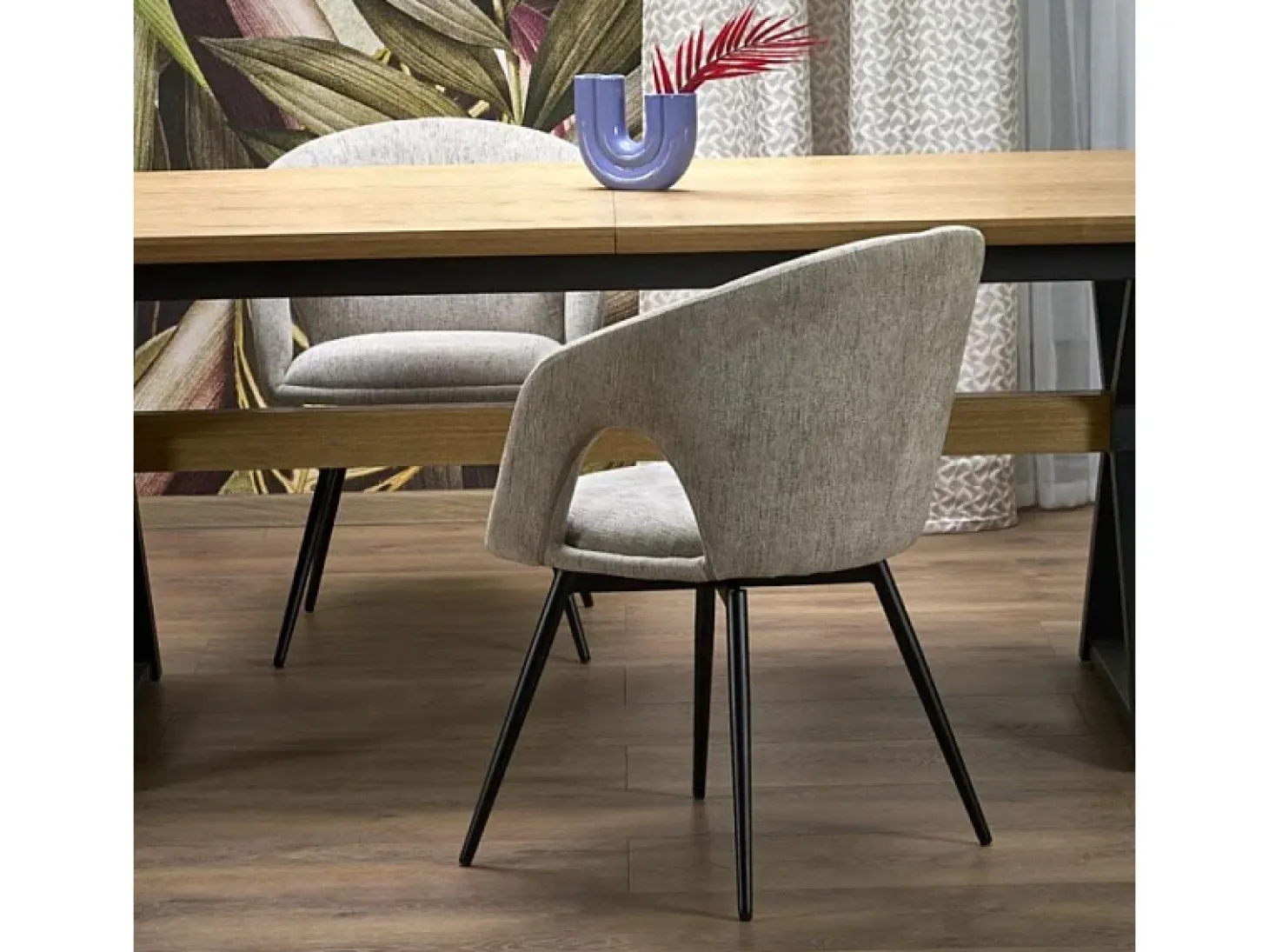Silla giratoria de diseño en tela beige Melaine