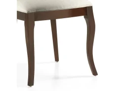 Silla Kaly de madera maciza de caoba y tela beige