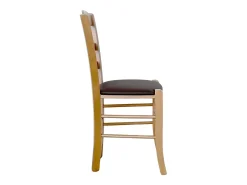 Silla Loris en nogal claro con asiento de piel sintética marrón