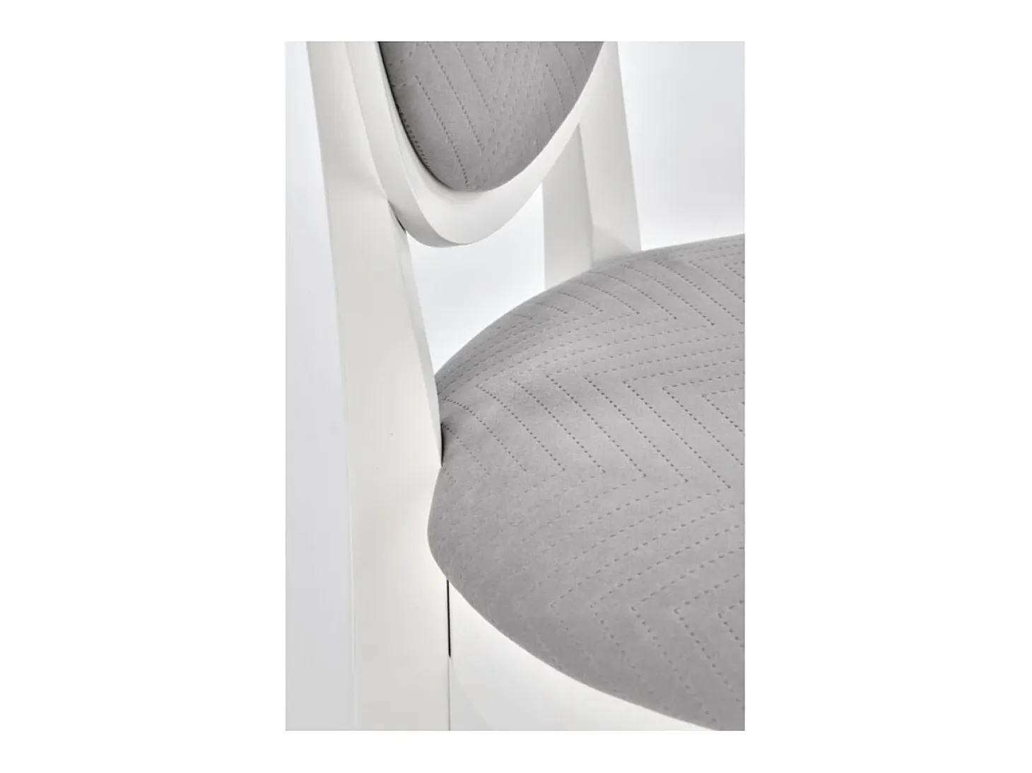 Silla Louis medallón de madera blanca y gris