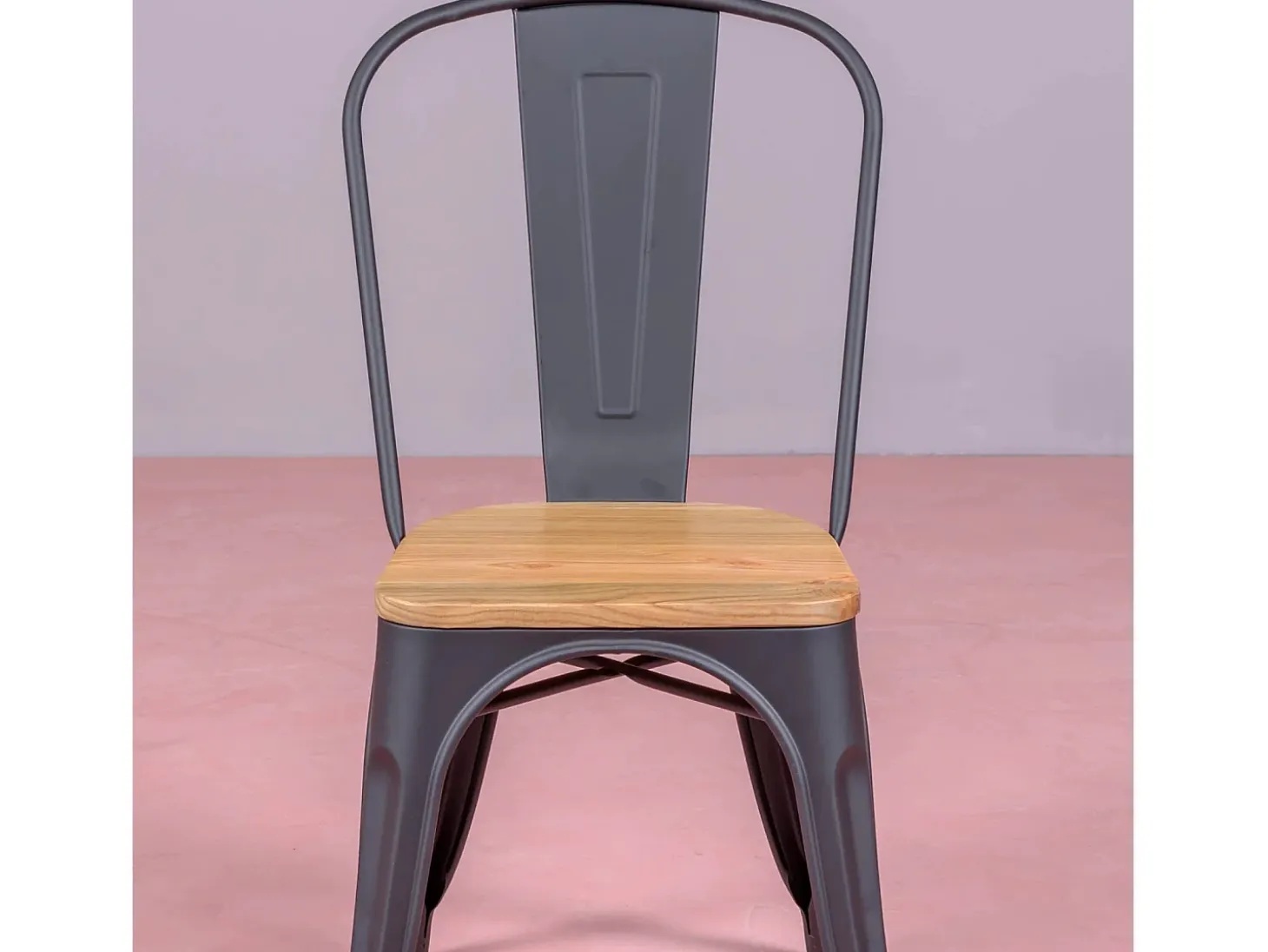 Silla metálica con asiento de madera de olmo - Bistro - Negro