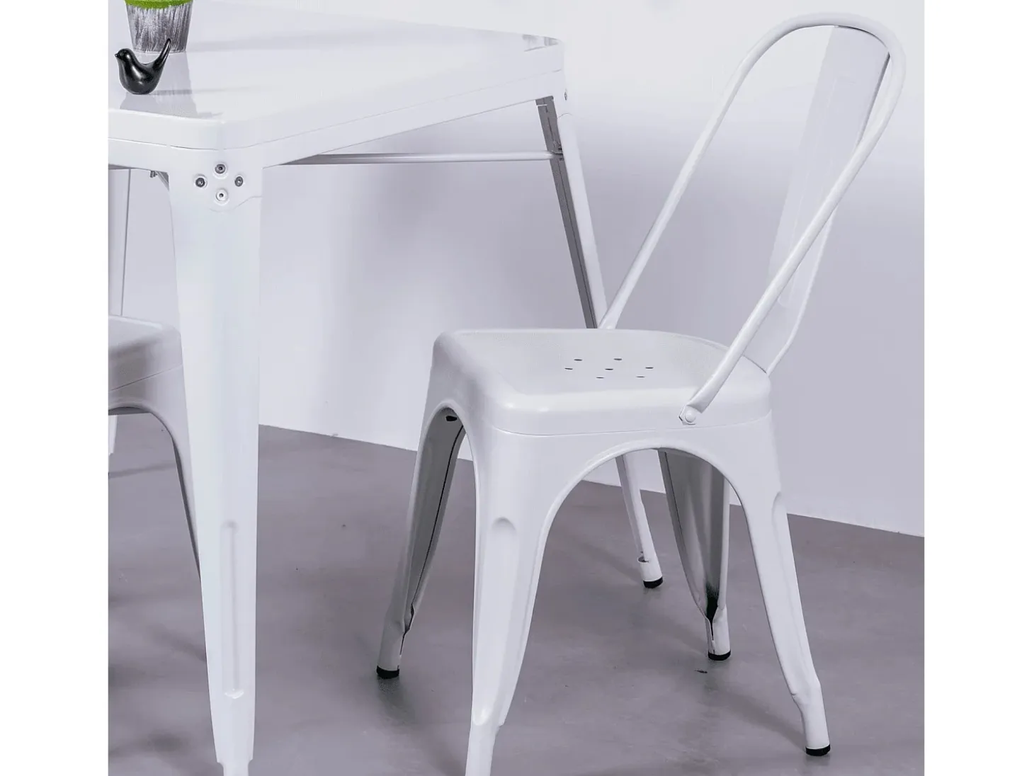 Silla metálica en acero de estilo industrial - Bistro - Blanco