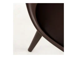 Silla moderna Arko de polipropileno y cojín de asiento en símil piel color chocolate